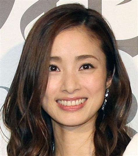 上戸彩の顔が変わった？目・鼻違う？劣化と言われる理由「画像。